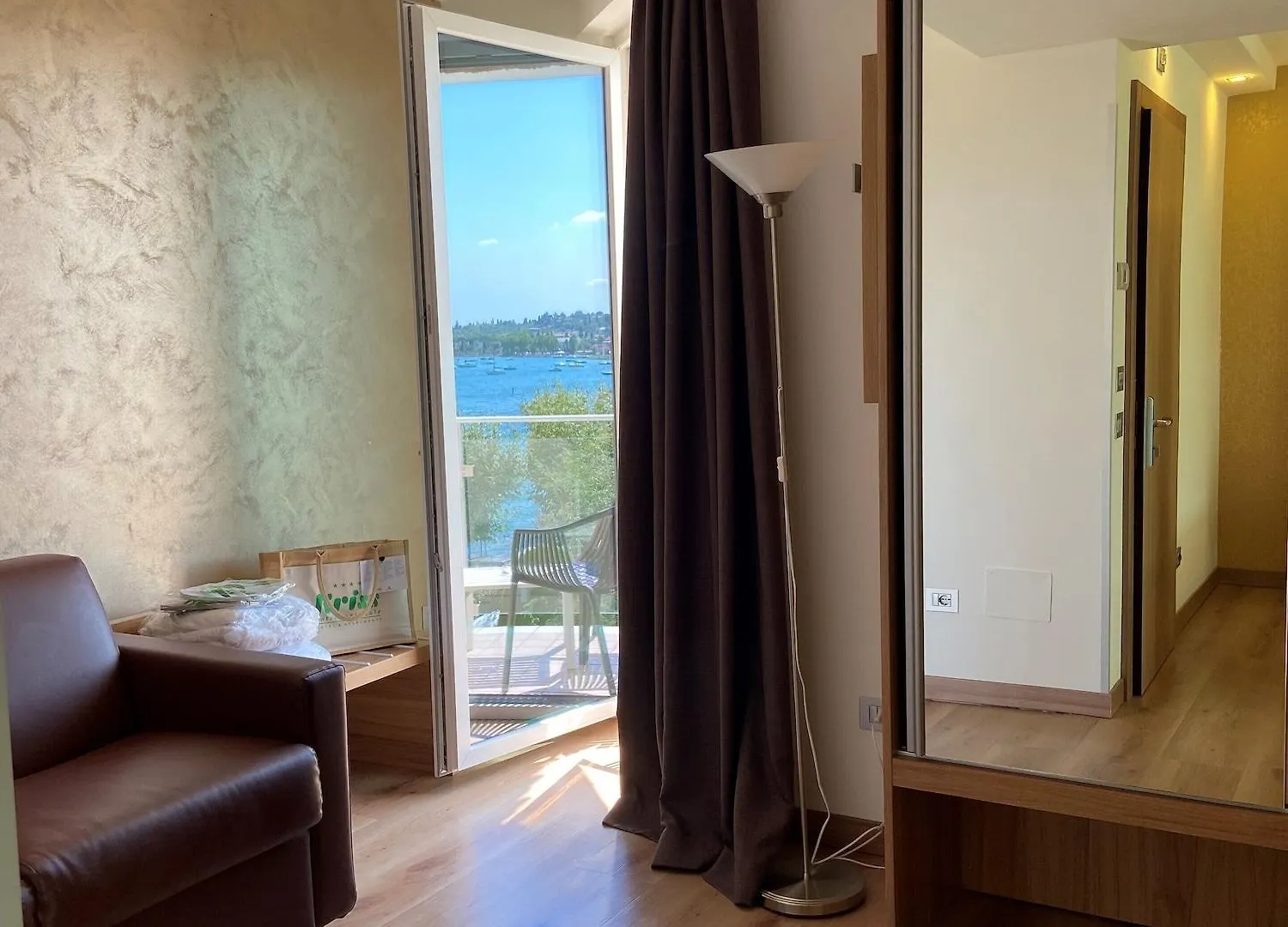 Kriss Internazionale Hotel Bardolino