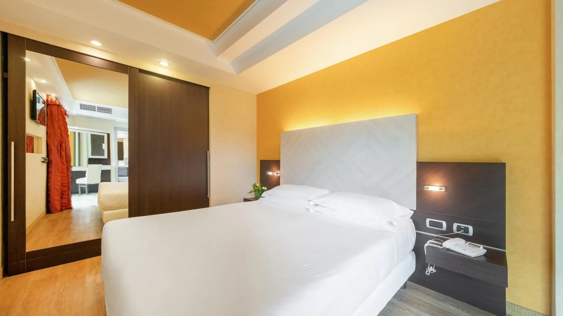 Kriss Internazionale Hotel Bardolino