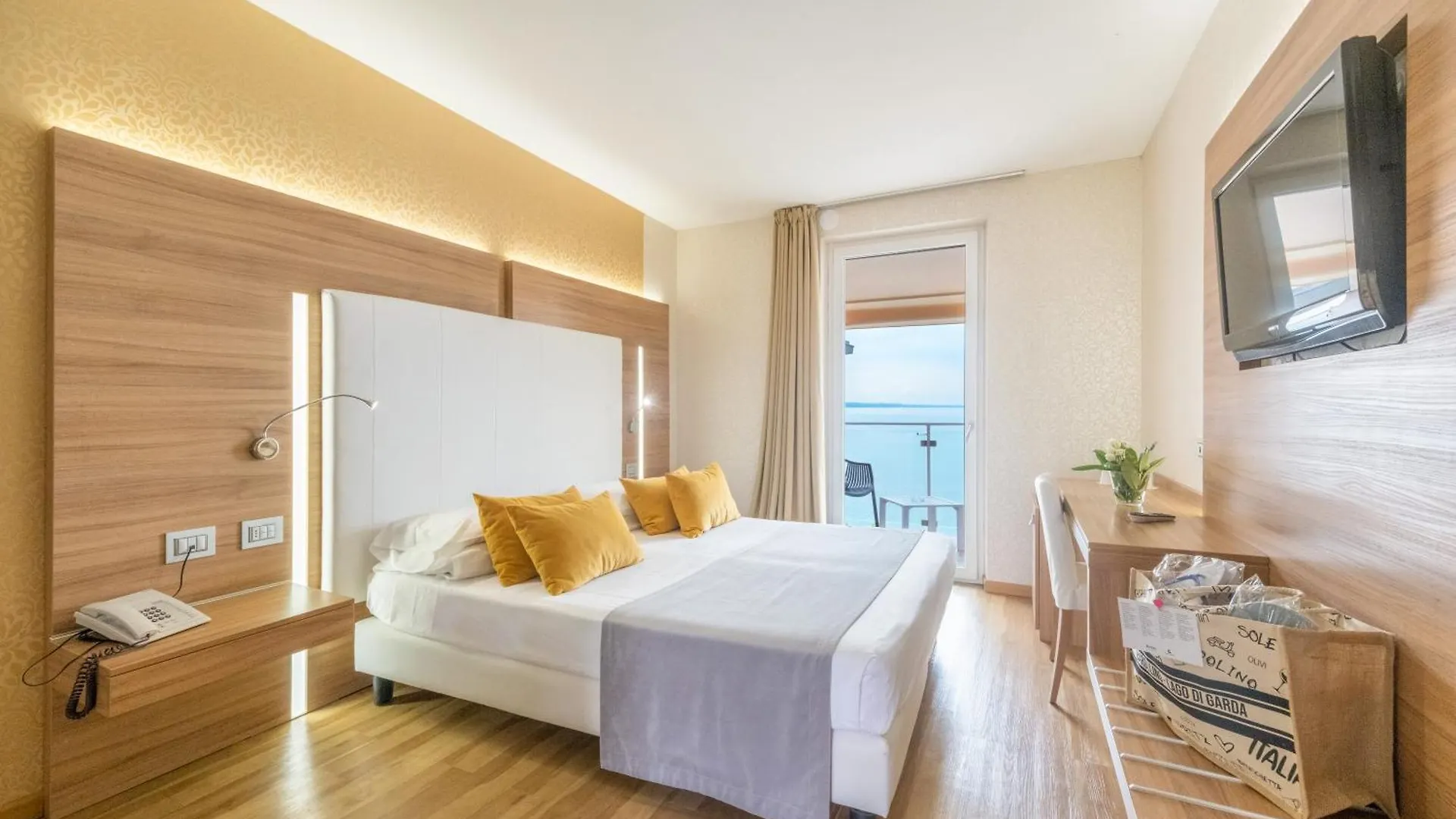 Kriss Internazionale Hotel Bardolino