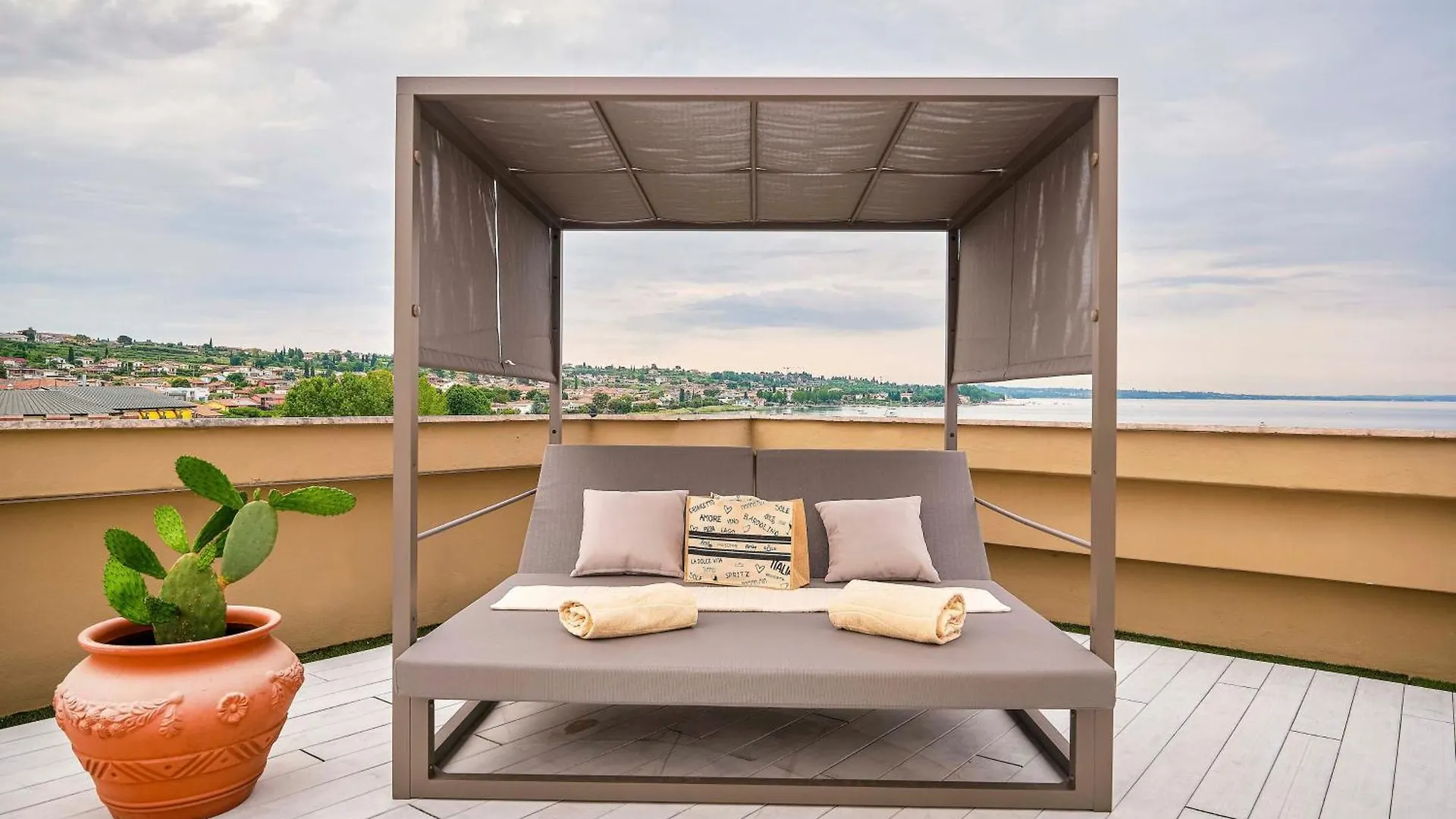Kriss Internazionale Hotel Bardolino