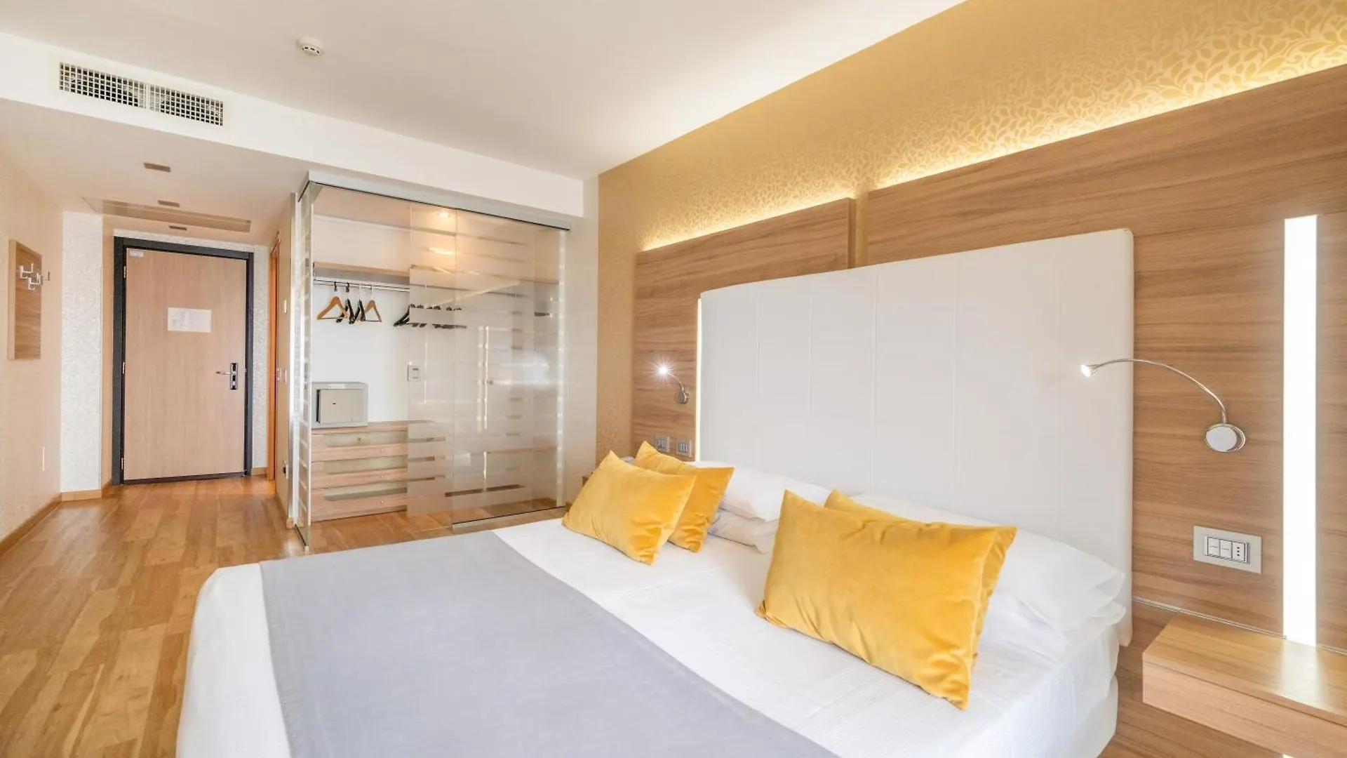 Kriss Internazionale Hotel Bardolino