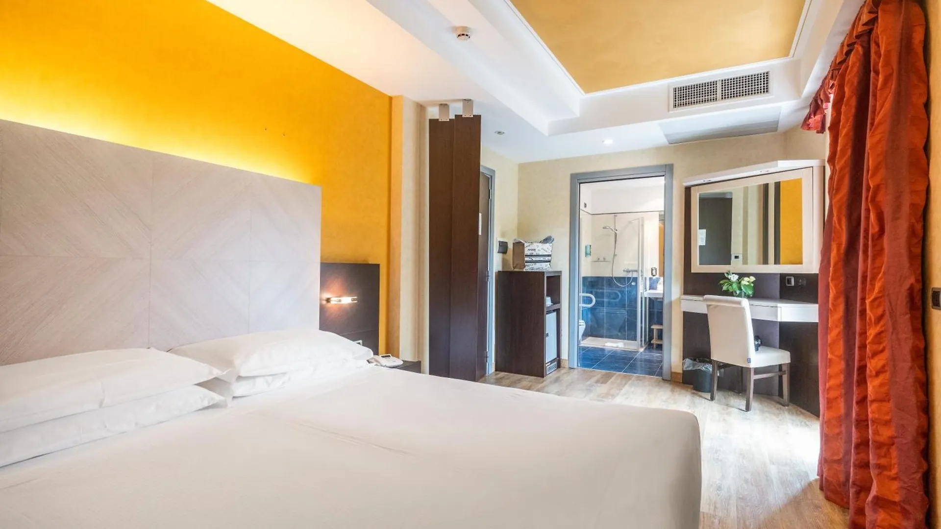 Kriss Internazionale Hotel Bardolino