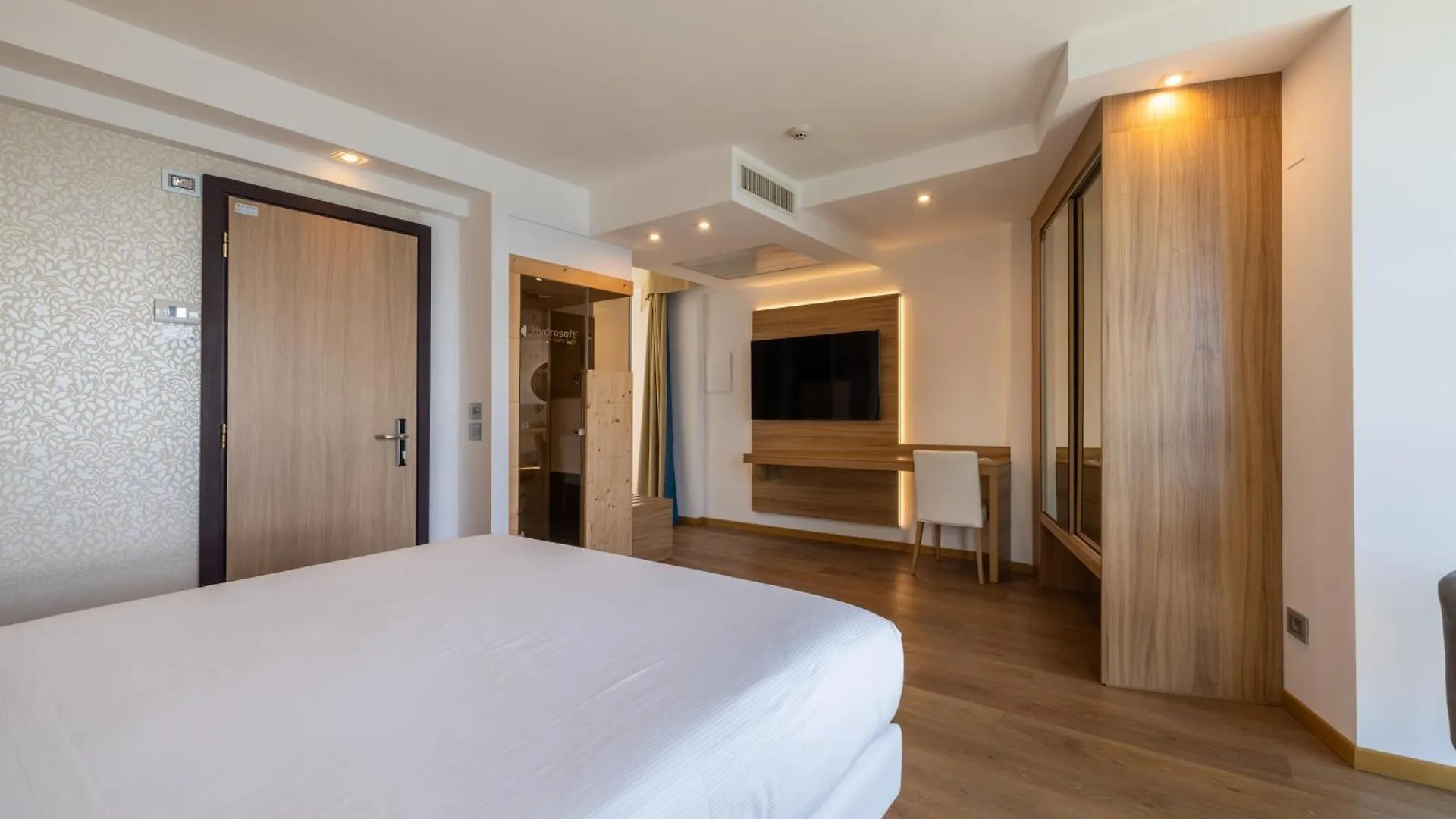 Kriss Internazionale Hotel Bardolino