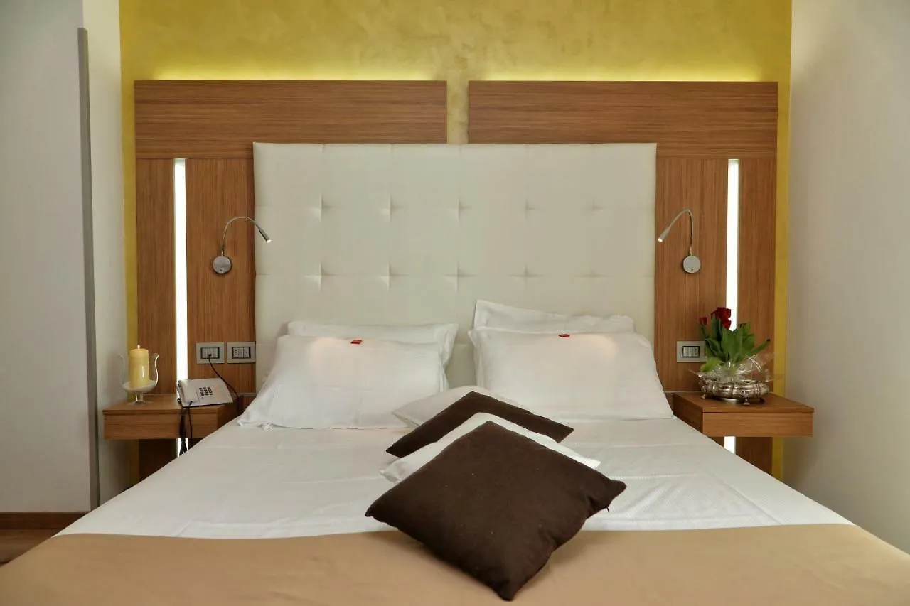 Kriss Internazionale Hotel Bardolino Italy